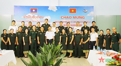 Đoàn cán bộ Quân đội nhân dân Lào làm việc với Cục Chính trị Hải quân

